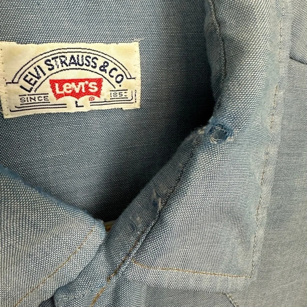 Vintage Levi’s Western Snap Pearl Button Denim Colored Shirt Sz L